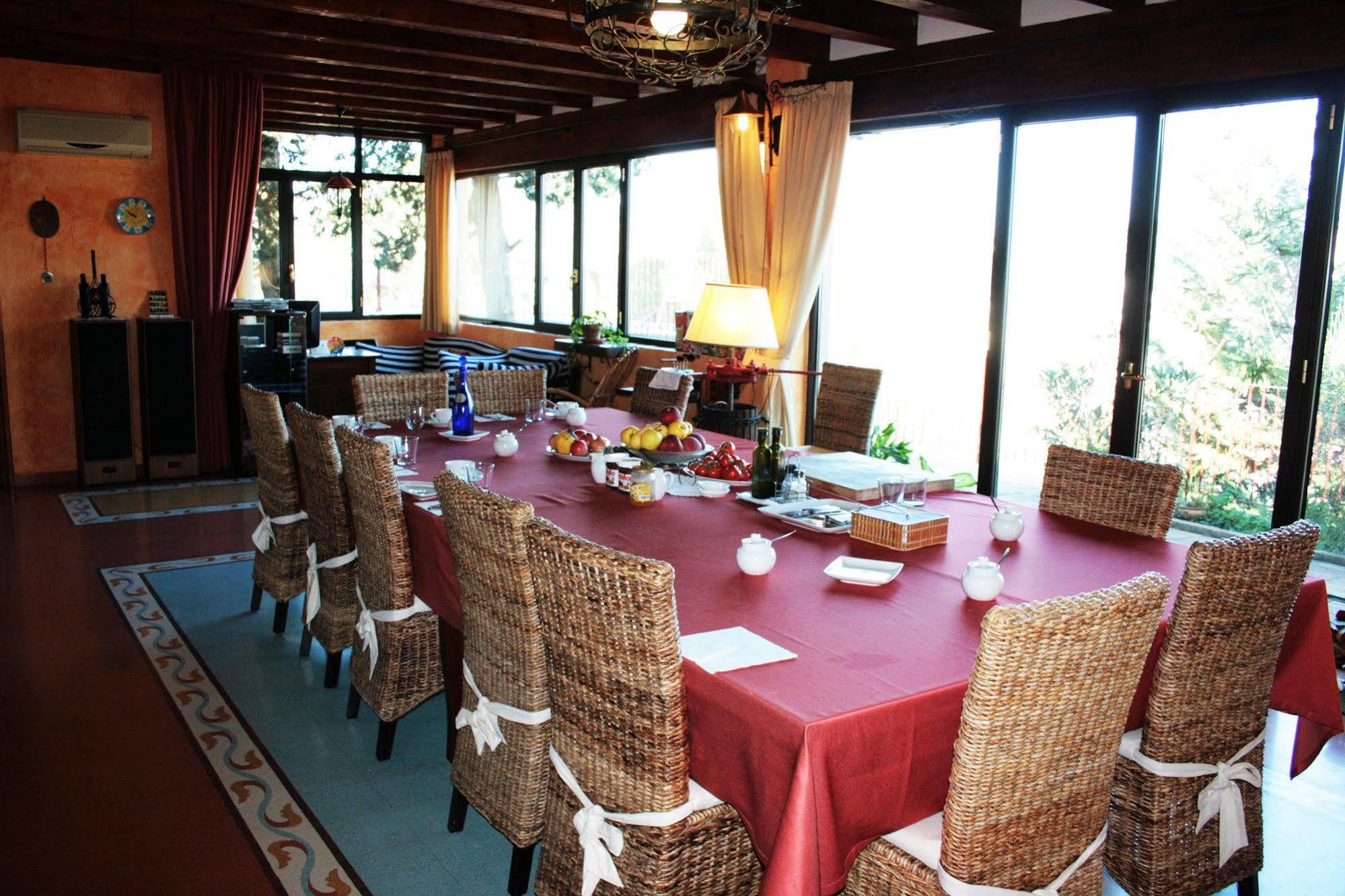 Bed and Breakfast La Casa Sulla Collina D'Oro Пьяцца-Армерина Экстерьер фото
