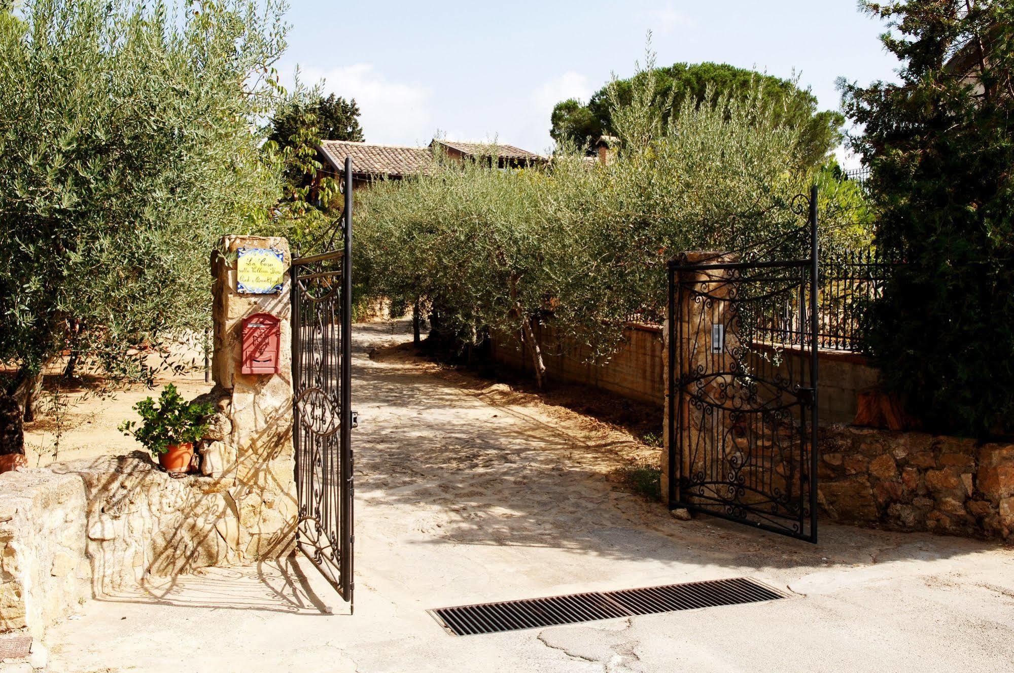 Bed and Breakfast La Casa Sulla Collina D'Oro Пьяцца-Армерина Экстерьер фото